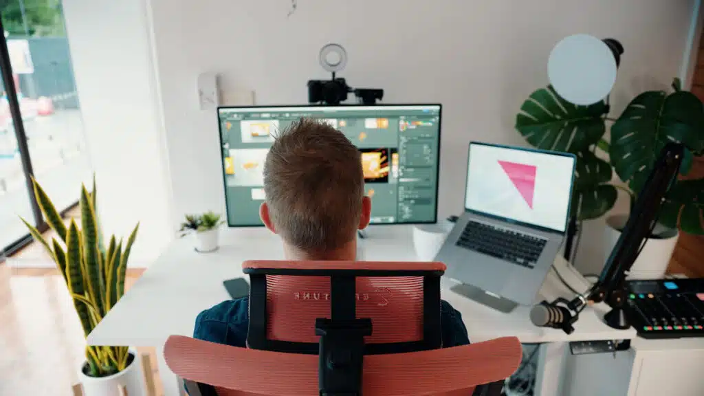 Jacob Cass using Logo Design Software