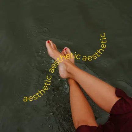 instagram post template aesthetic style, curve text